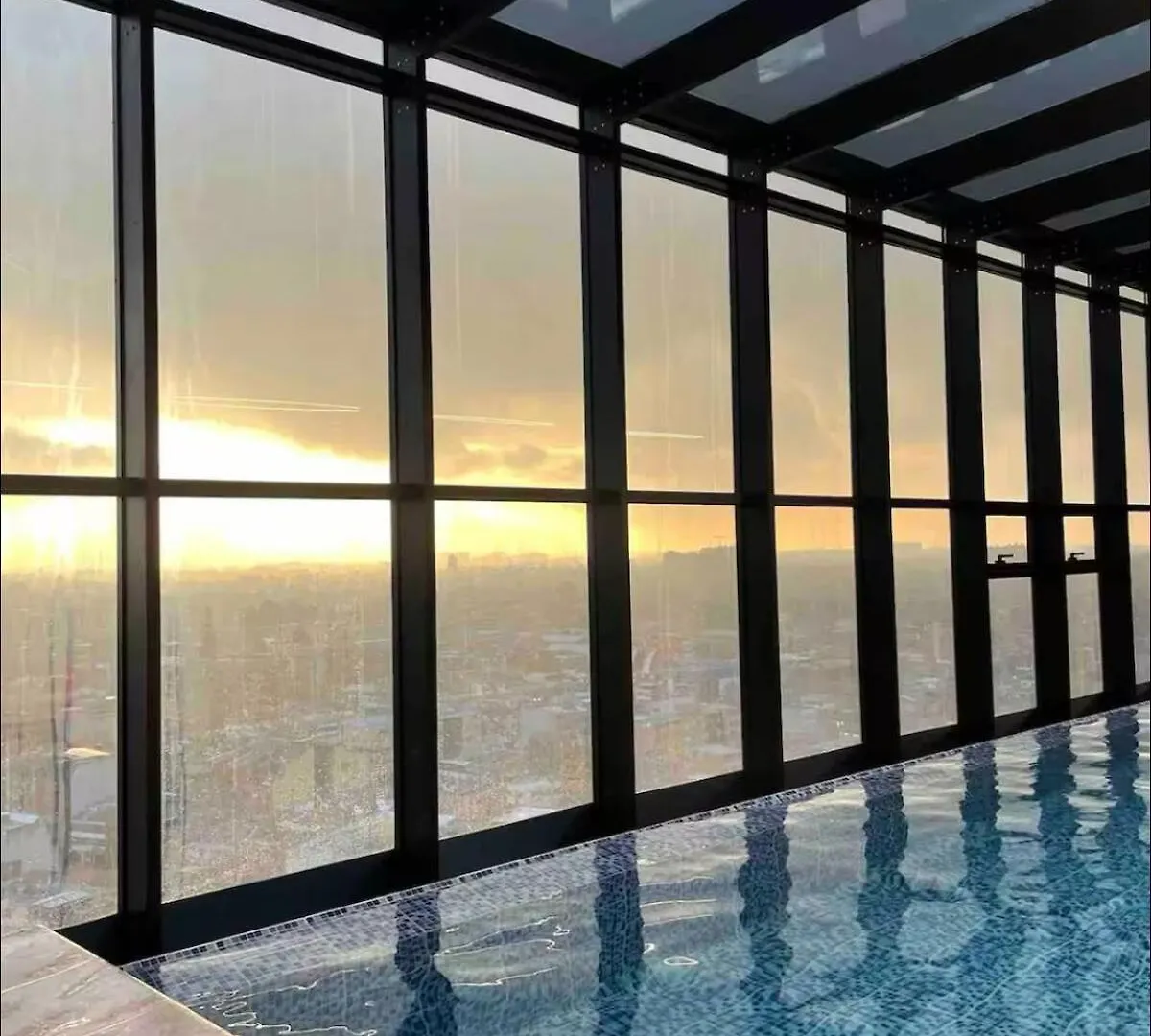 Luxury 1BR Apt with Queen Bed, Pool, City Views! Bogota Apartment