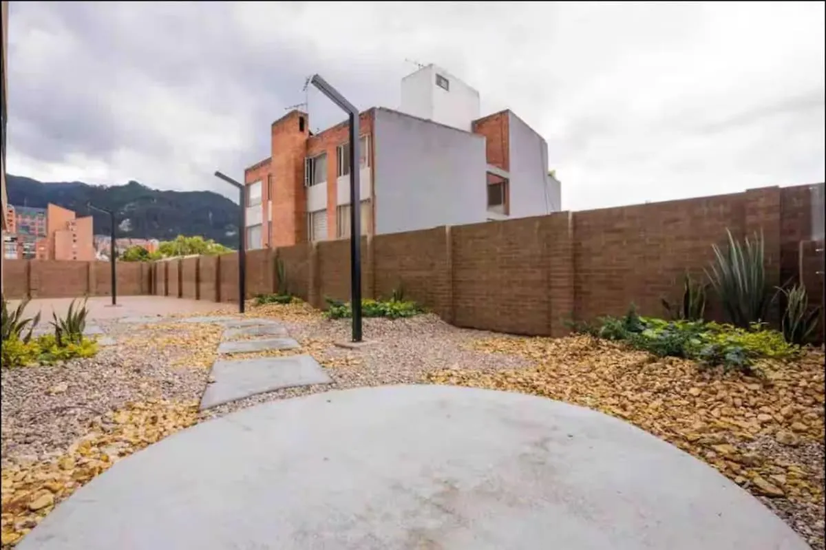 Apartment Luxury 1BR Apt with Queen Bed, Pool, City Views! Bogota