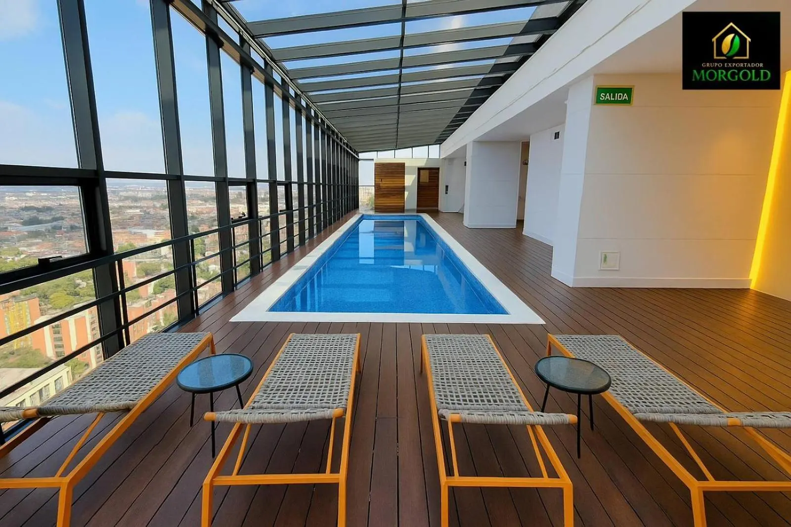 Luxury 1BR Apt with Queen Bed, Pool, City Views! Bogota 0*,  Colombia